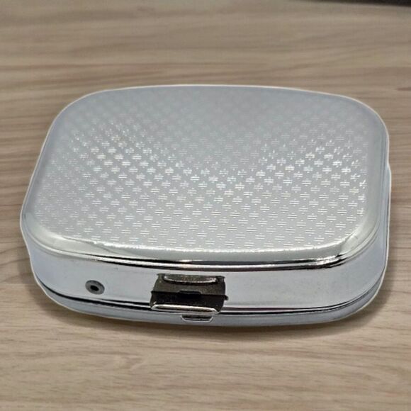 Golden Girls Pill Box Silver Medicine Tin Case FRIEND GIFT Portable Purse Size - Picture 5 of 8